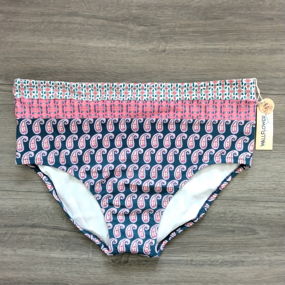 Wallflower Swim Paisley Floral Print Bikini Bottom Plus Size 0X Beach NWT